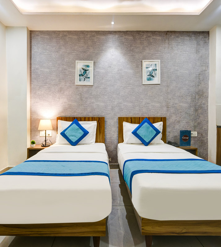 Budget Twin Room interior detail